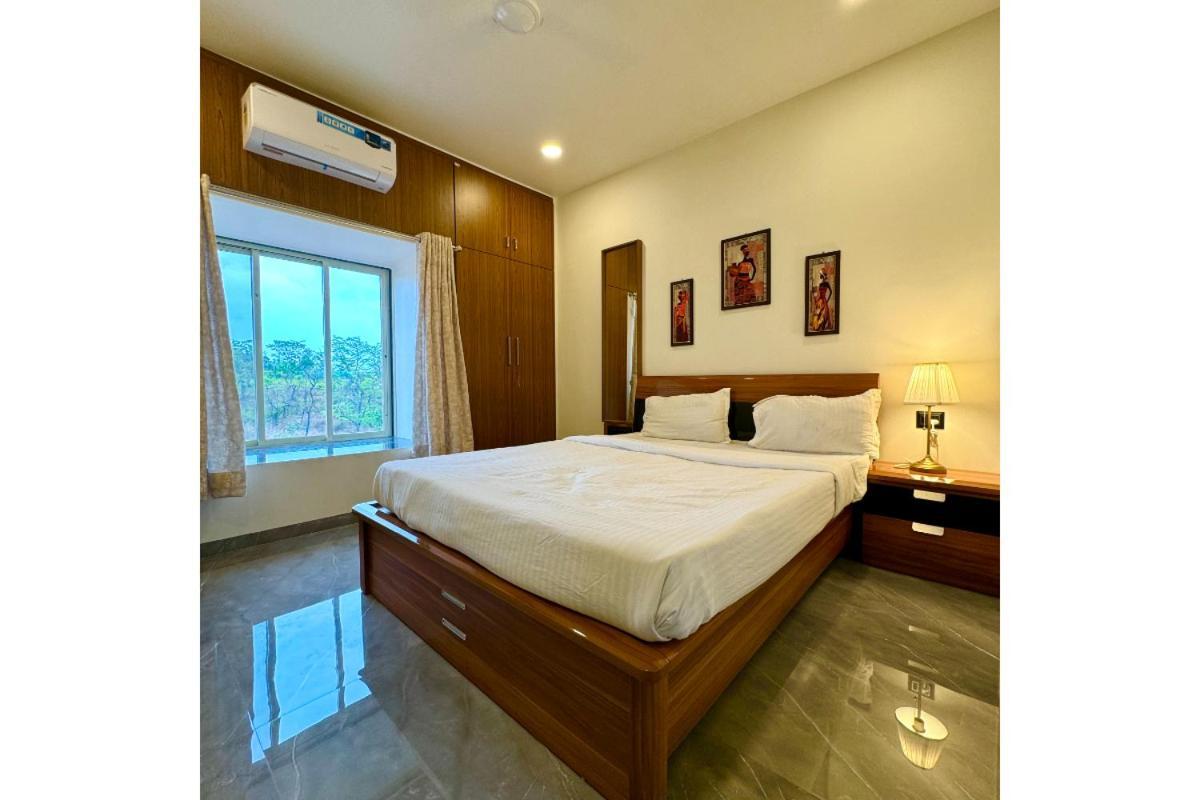 Hotel Sadhana Executive Dāpoli Exterior foto