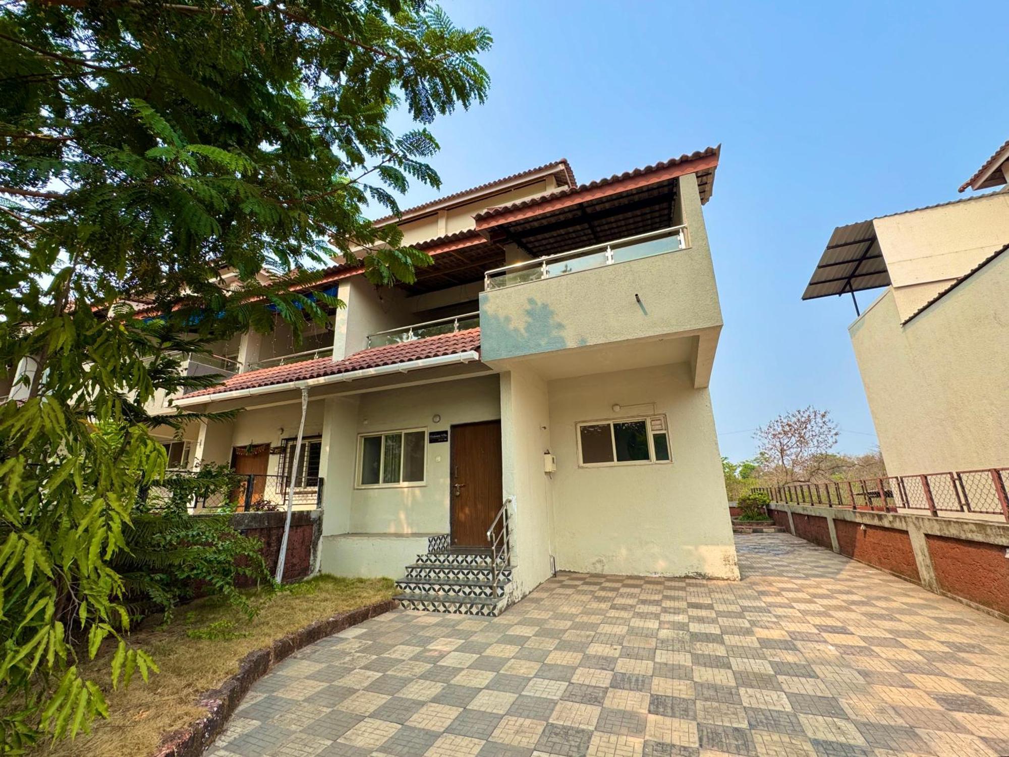 Hotel Sadhana Executive Dāpoli Exterior foto